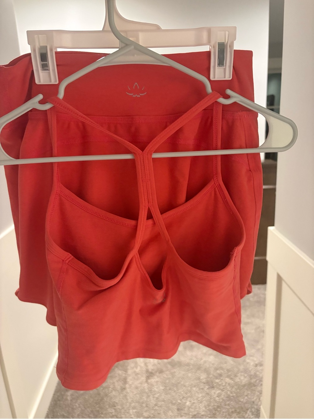 Beyond Yoga skirt and tank set